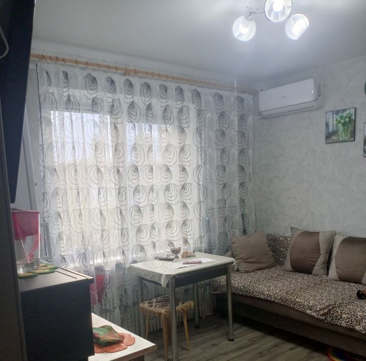 квартира г Волгоград р-н Кировский ул им. Никитина 125 фото 1