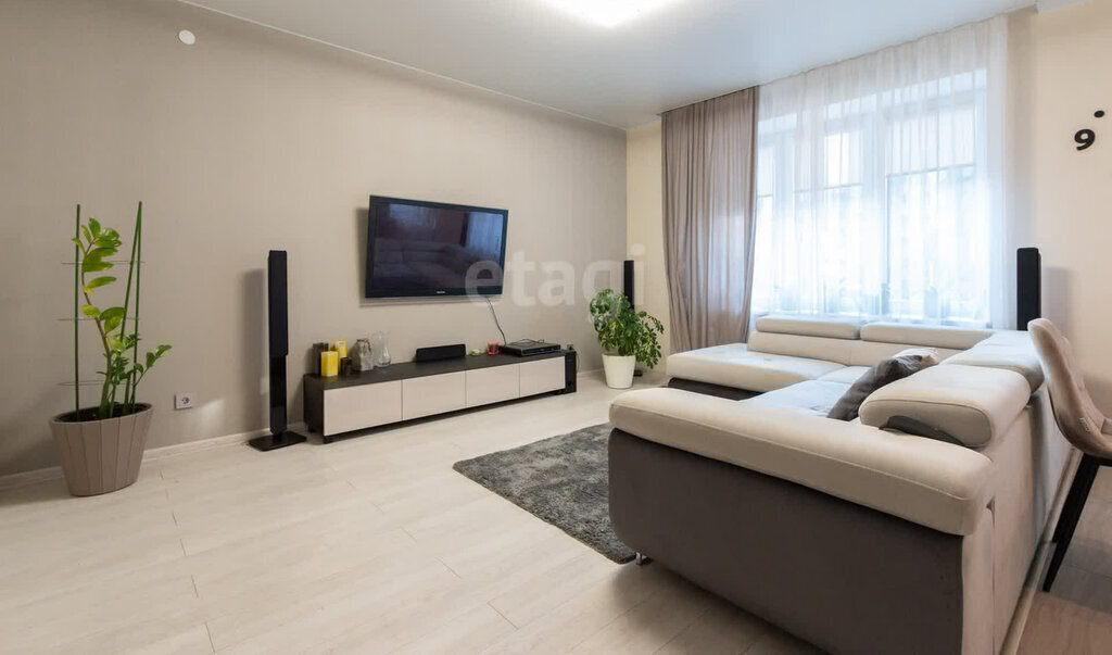 квартира г Калининград ул Новгородская 5к/1 фото 3
