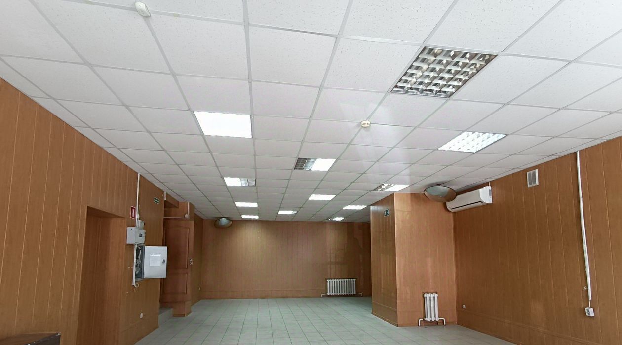 свободного назначения г Саратов р-н Кировский ул им Чапаева В.И. 112/124 фото 4