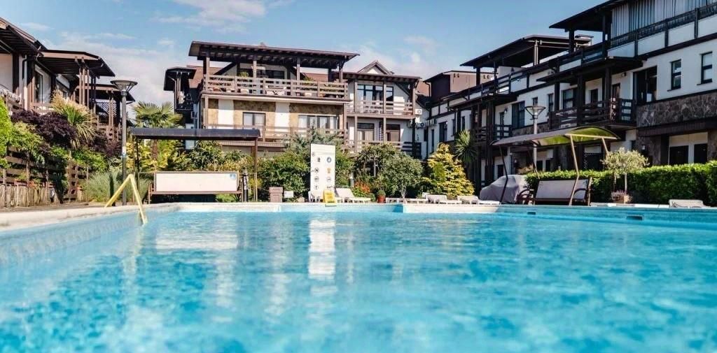 квартира г Сочи р-н Адлерский ул Ленина 219к/2 фото 1