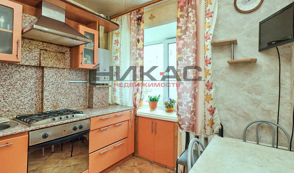 квартира г Ярославль Дядьково ул Спортивная 3 фото 2