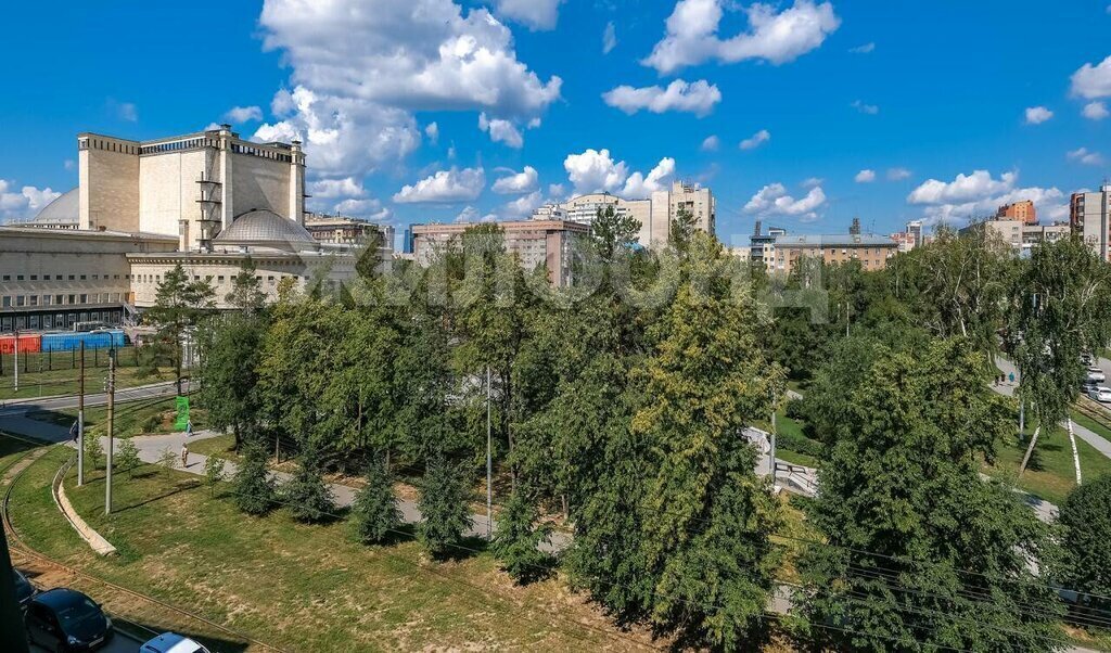 квартира г Новосибирск ул Депутатская 50 Площадь Ленина фото 2