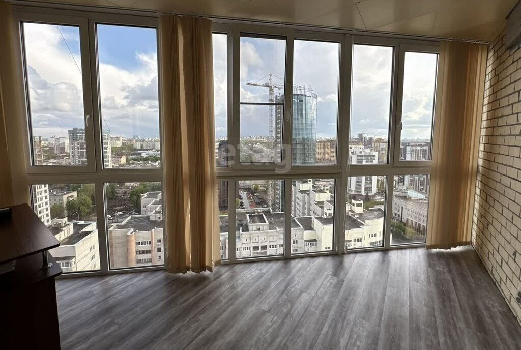 квартира г Воронеж пр-кт Московский 48а фото 1