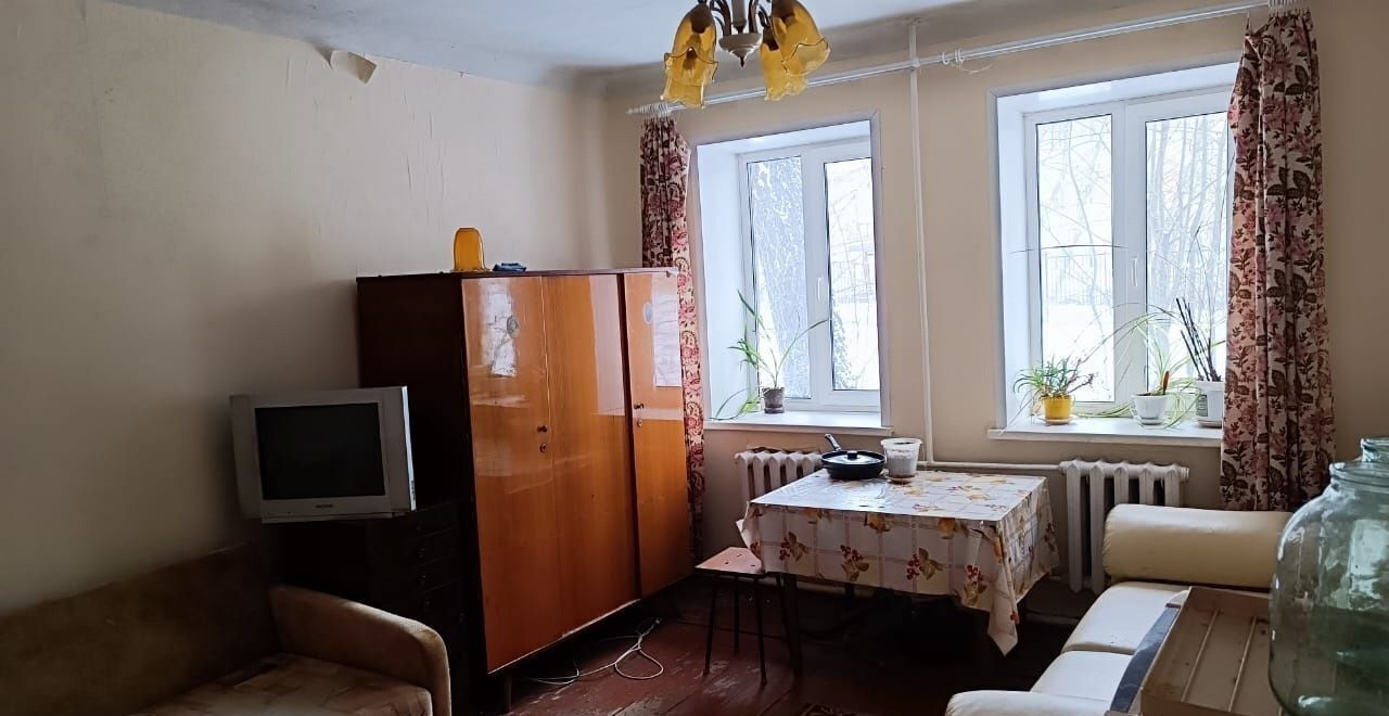 комната г Пермь р-н Орджоникидзевский ул Бушмакина 23 фото 1