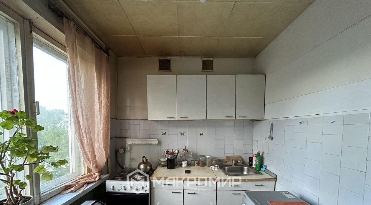 квартира г Брянск р-н Бежицкий ул Молодой Гвардии 60 фото 2