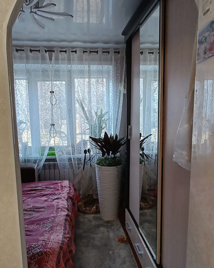 комната р-н Гулькевичский г Гулькевичи ул Ленинградская 21а Гулькевичское городское поселение фото 4