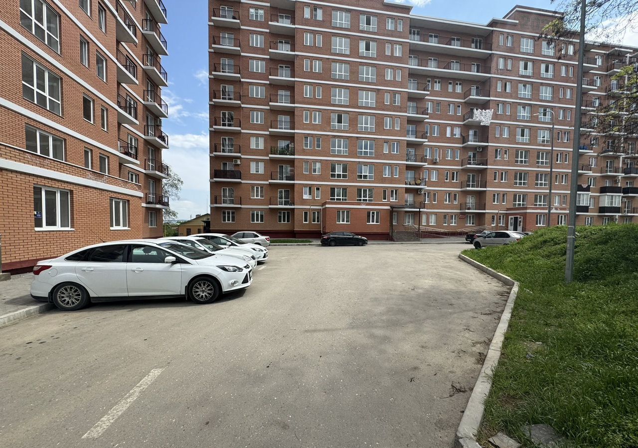квартира г Грозный ул им Лескова 18 фото 2