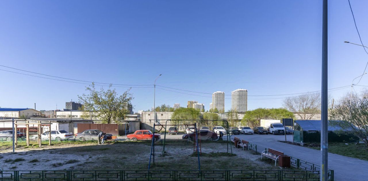 квартира г Тюмень р-н Восточный ул 30 лет Победы 105 фото 9