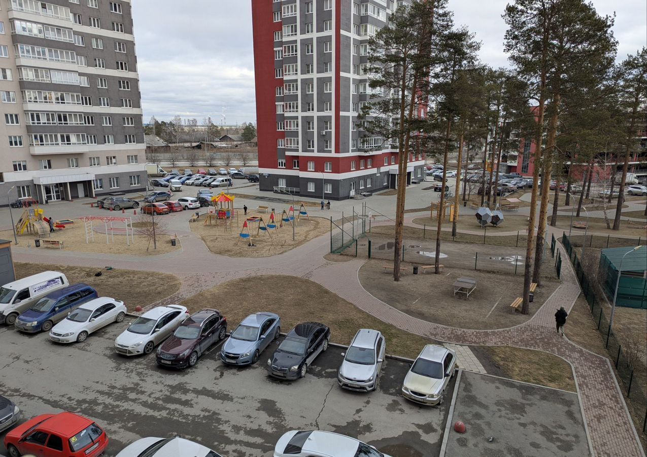 квартира г Екатеринбург р-н Железнодорожный ул Маневровая 26 фото 21