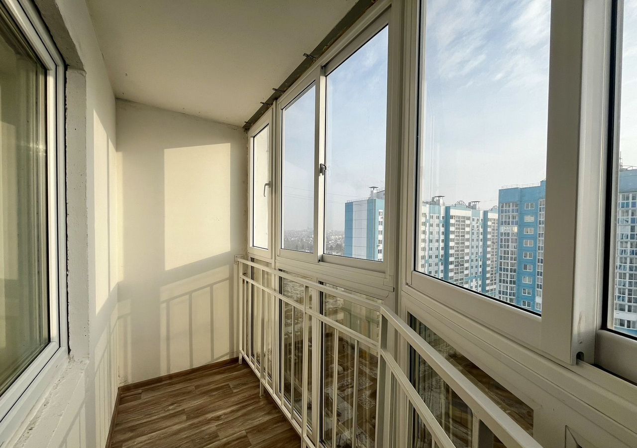 квартира г Орел р-н Заводской ул Зареченская 6к/3 фото 2