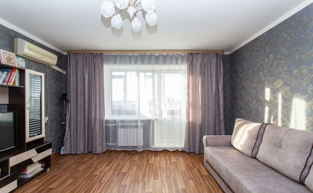 квартира г Тобольск пр. Домостроителей, 3 фото 1