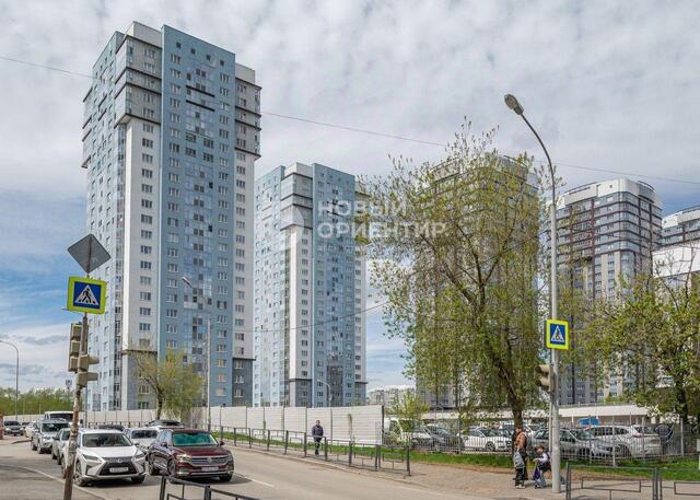 р-н Верх-Исетский ул Юмашева 3 фото