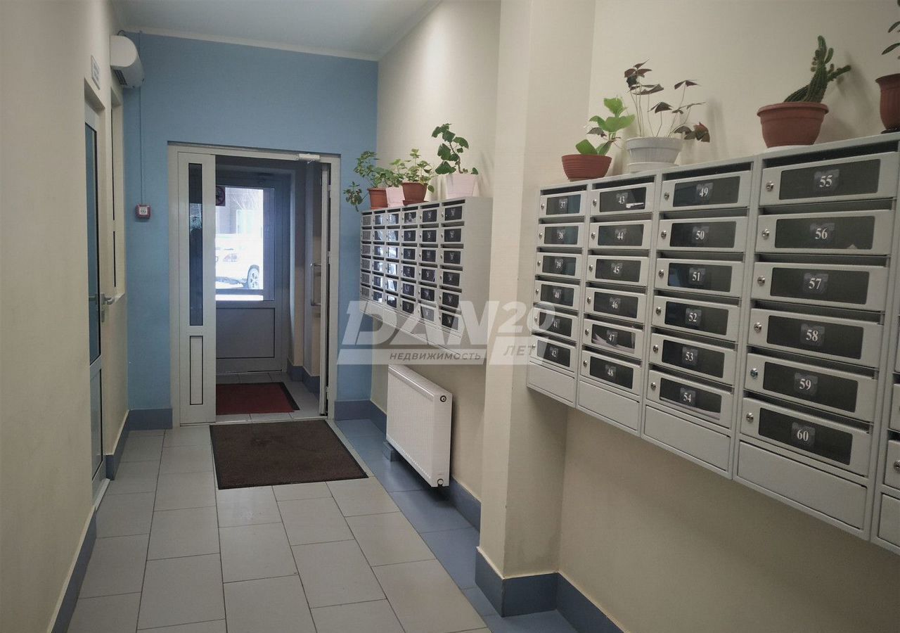 офис г Челябинск р-н Курчатовский ул 40-летия Победы 9а фото 3