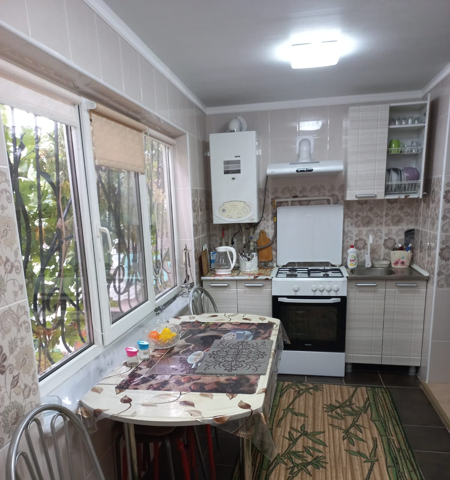 квартира г Евпатория ул Революции 23 фото 1