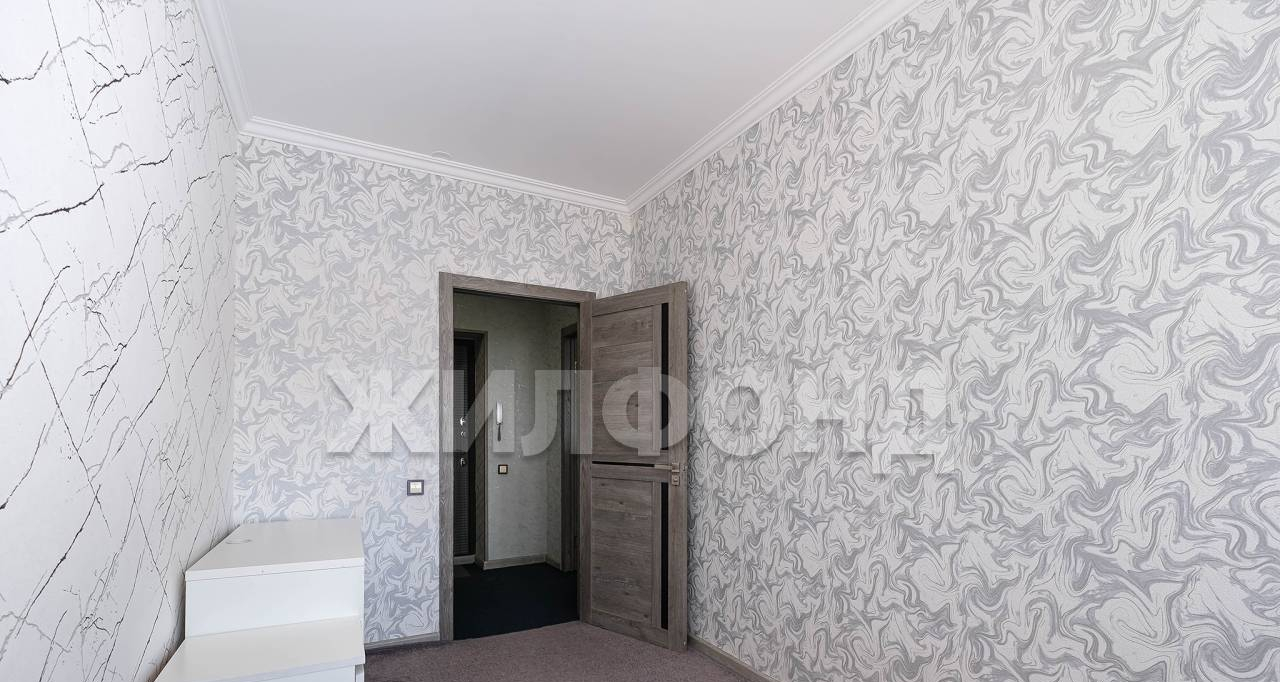 квартира г Новосибирск Западный ул Титова 250 м-н фото 4