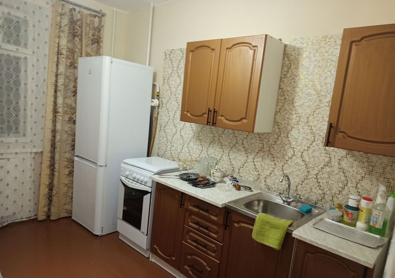 квартира г Волгоград р-н Тракторозаводский ул им. Быкова 4а фото 2