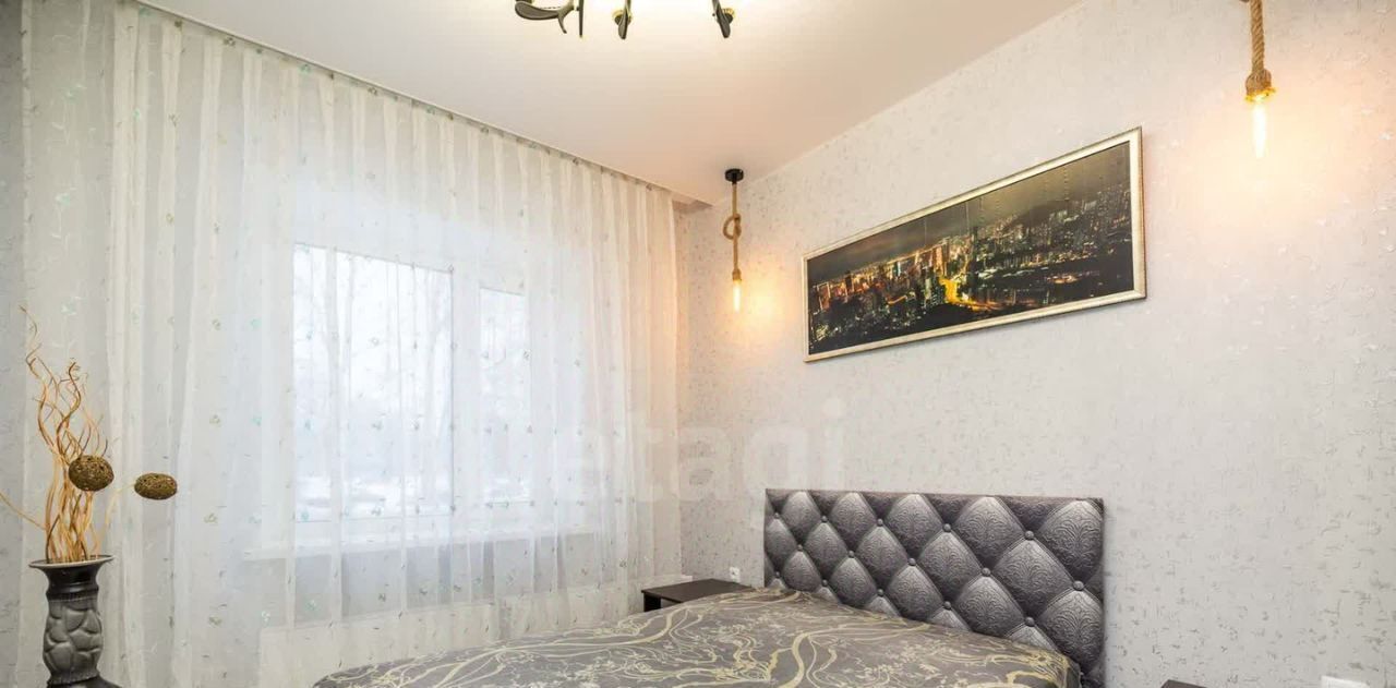 квартира г Сургут ул Мелик-Карамова 25 23-й фото 1