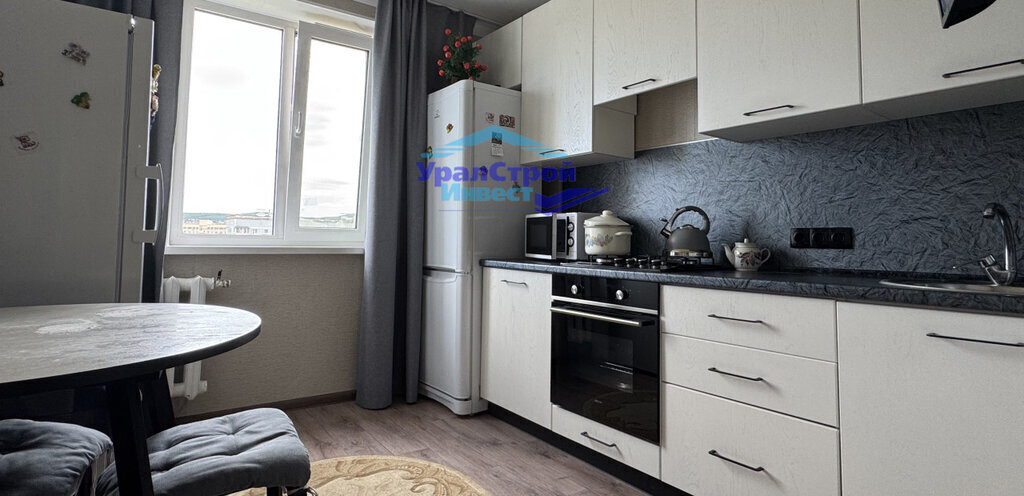 квартира г Октябрьский 24-й микрорайон 10 фото 1
