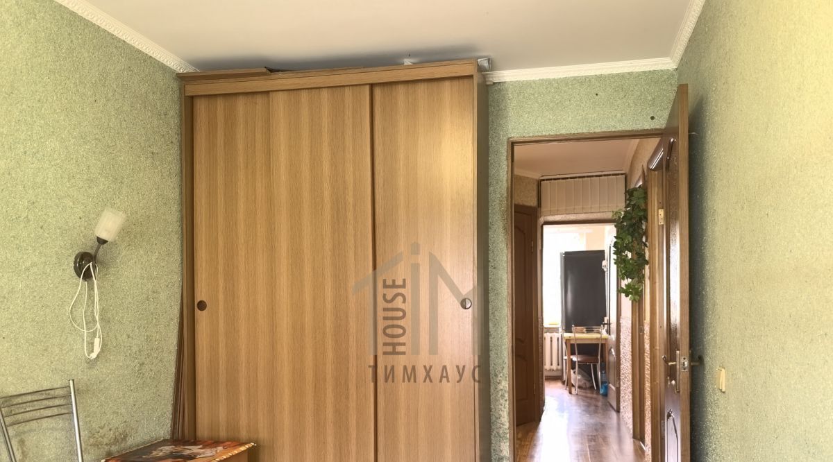 квартира г Омск р-н Центральный ул Багратиона 21б пос. Амурский фото 11