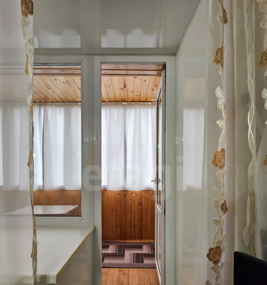 квартира г Набережные Челны 18-й комплекс ЗЯБ 32 / Сармановский тракт, 40 фото 1