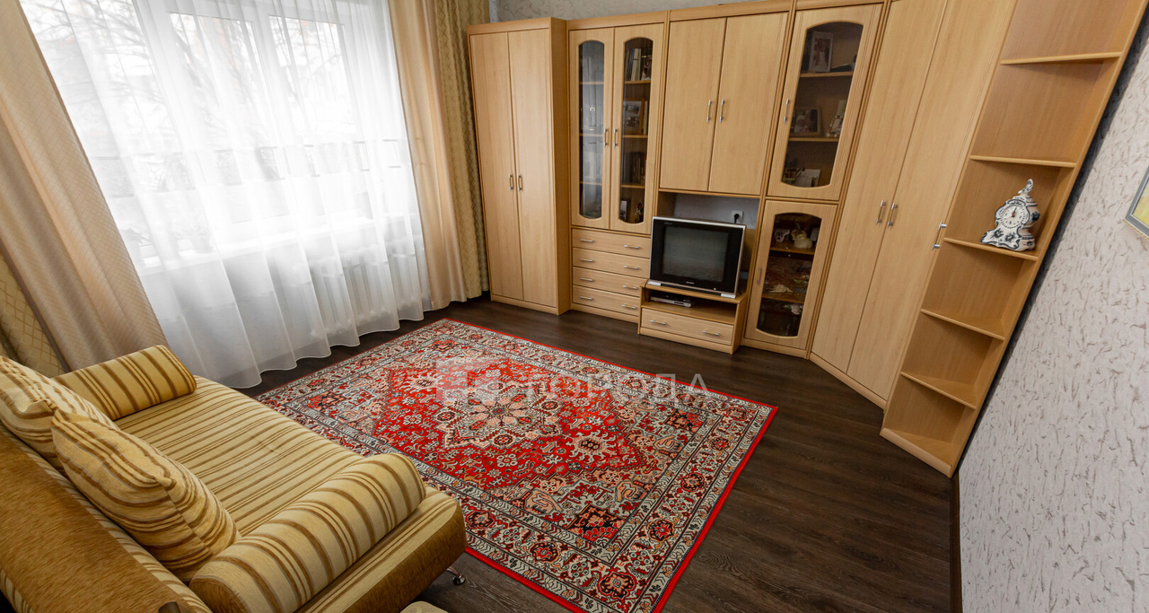 квартира г Барнаул тракт Змеиногорский 120/12 фото 2