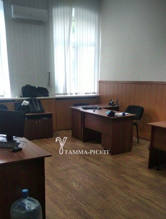 офис г Саратов р-н Октябрьский ул им Горького А.М. 21 фото 3