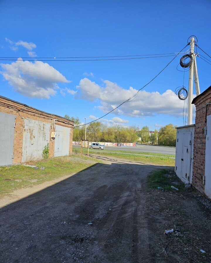 гараж г Омск р-н Ленинский ул Труда 80 фото 2