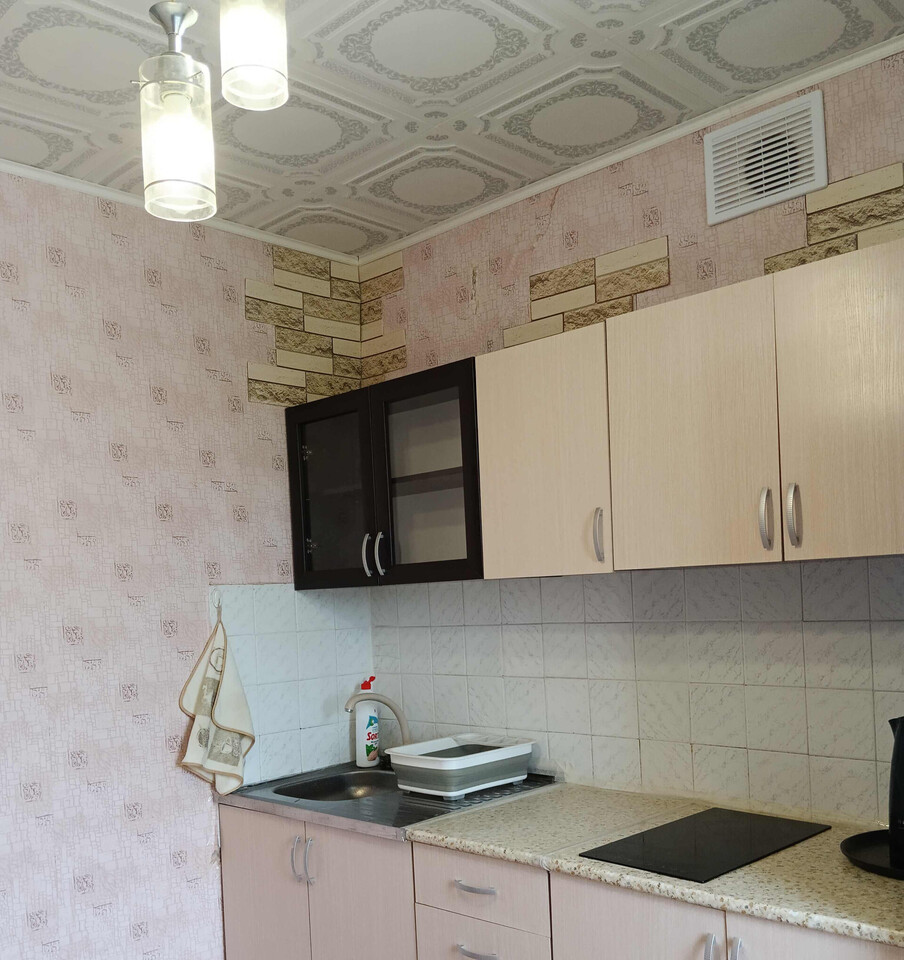 квартира г Челябинск ул Молодогвардейцев 70а фото 2