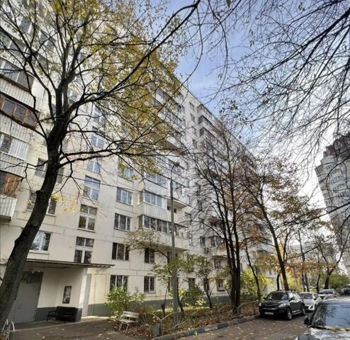 метро Кленовый бульвар б-р Кленовый 24 фото