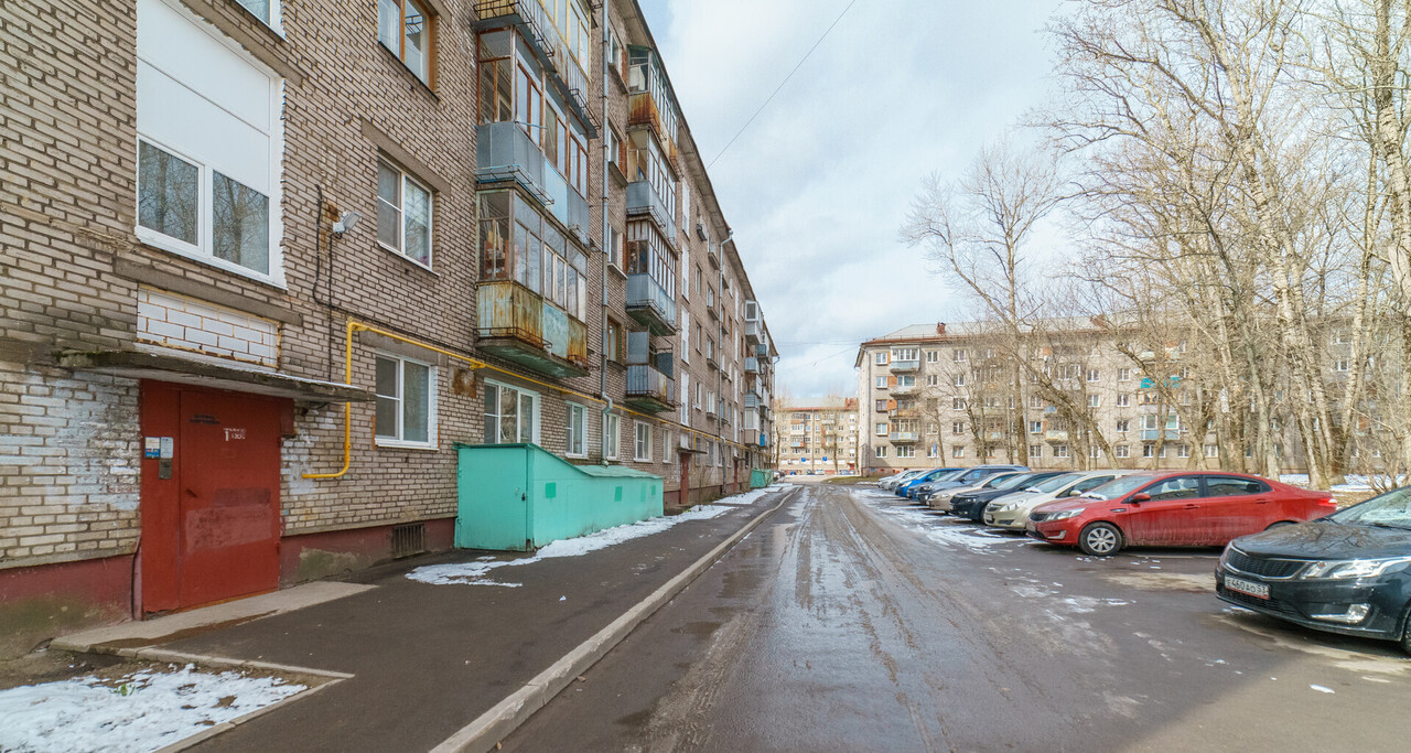 квартира г Череповец р-н Индустриальный ул Ломоносова 8а м-н фото 12