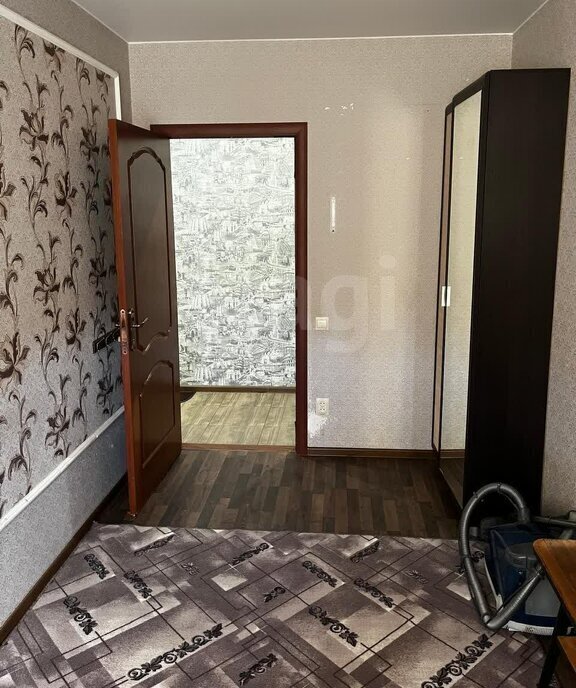 квартира г Саратов улица имени Д. В. Емлютина, 44Б фото 7