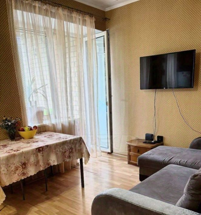 квартира г Калининград р-н Центральный ул Сержанта Мишина 3 фото 2