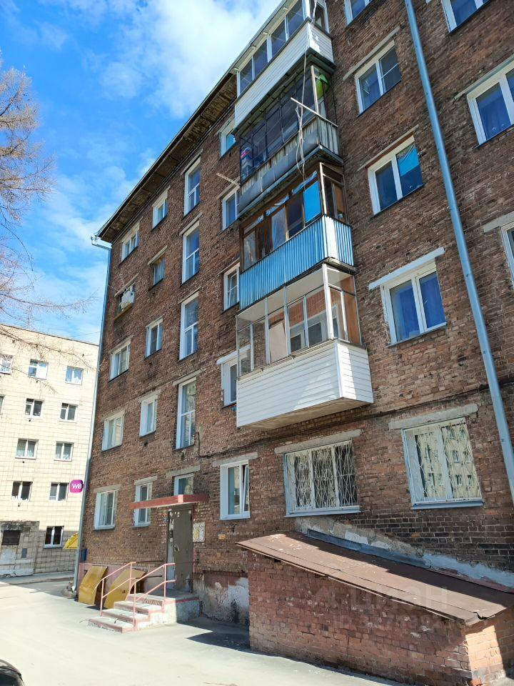 квартира г Новосибирск р-н Дзержинский ул Авиастроителей 1/10 фото 3