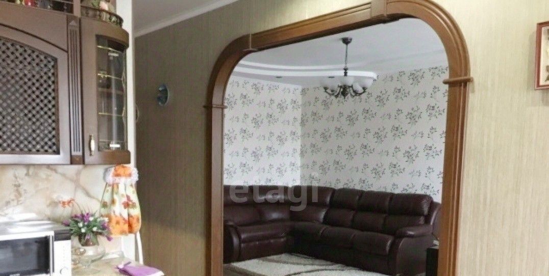 квартира г Белгород 10-й микрорайон Западный ул 60 лет Октября 9а фото 1