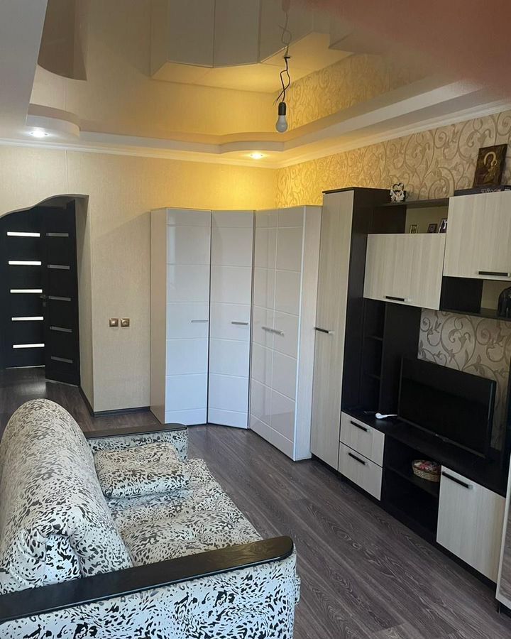 квартира г Саратов р-н Волжский ул Хрустальная 55а фото 7