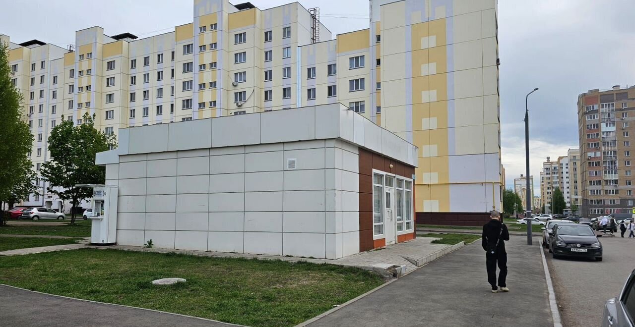 торговое помещение р-н Нижнекамский г Нижнекамск пр-кт Строителей 64а Республика Татарстан Татарстан, муниципальное образование Нижнекамск фото 3