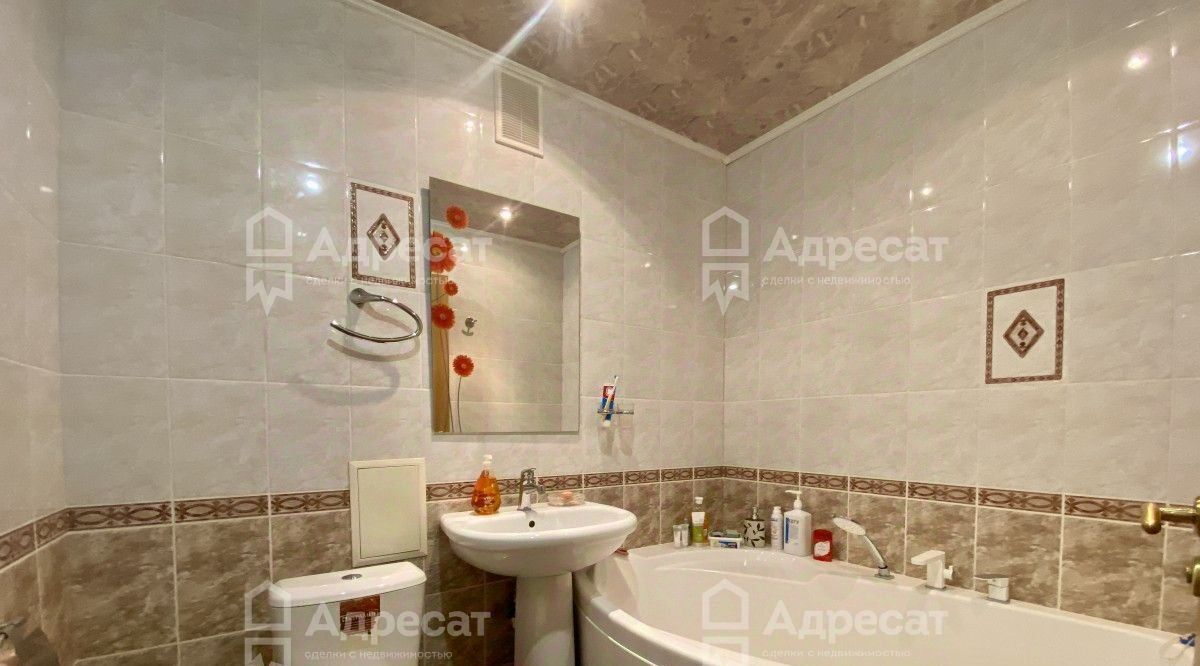квартира г Волгоград р-н Дзержинский ул Ангарская 71а фото 4