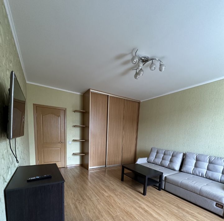 квартира г Омск р-н Советский пр-кт Мира 46 фото 1