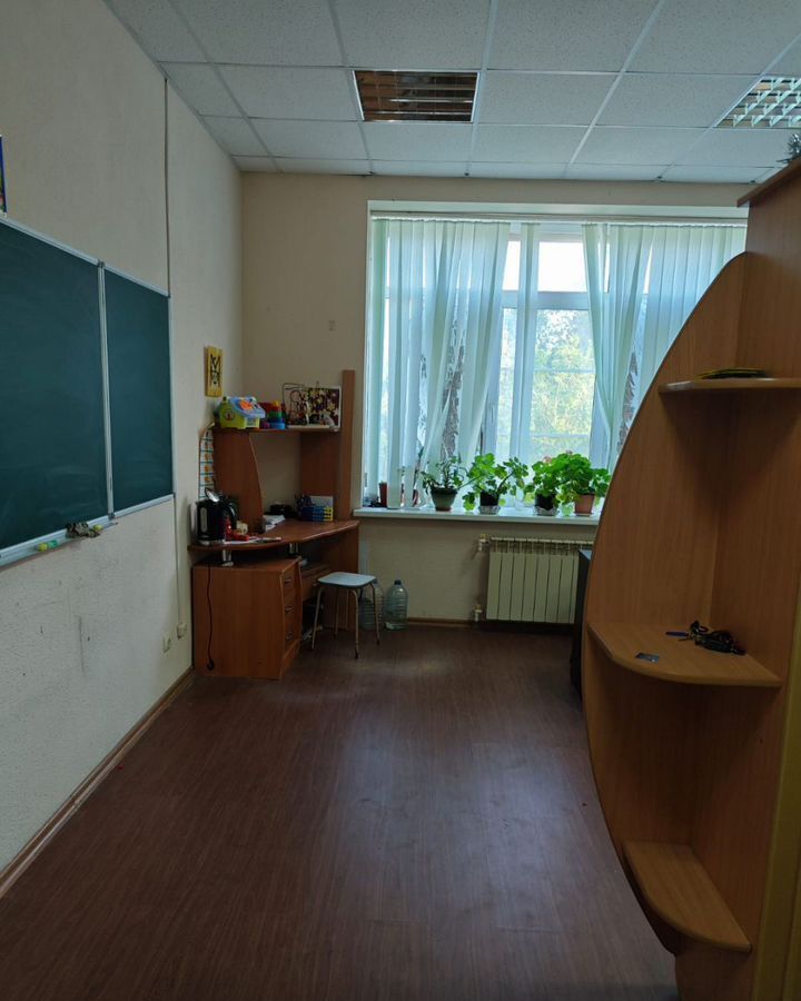 офис г Волгоград р-н Кировский ул им. Кирова 121а фото 4