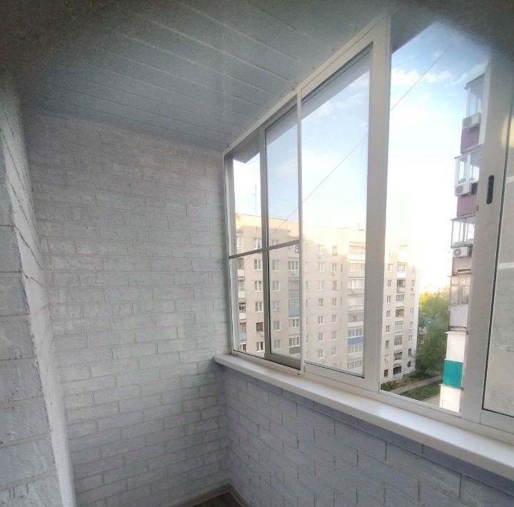 квартира г Курск р-н Центральный ул Большевиков 97 фото 6