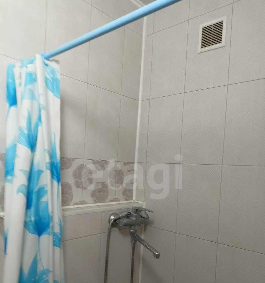 квартира г Батайск ул Ушинского 53 фото 6