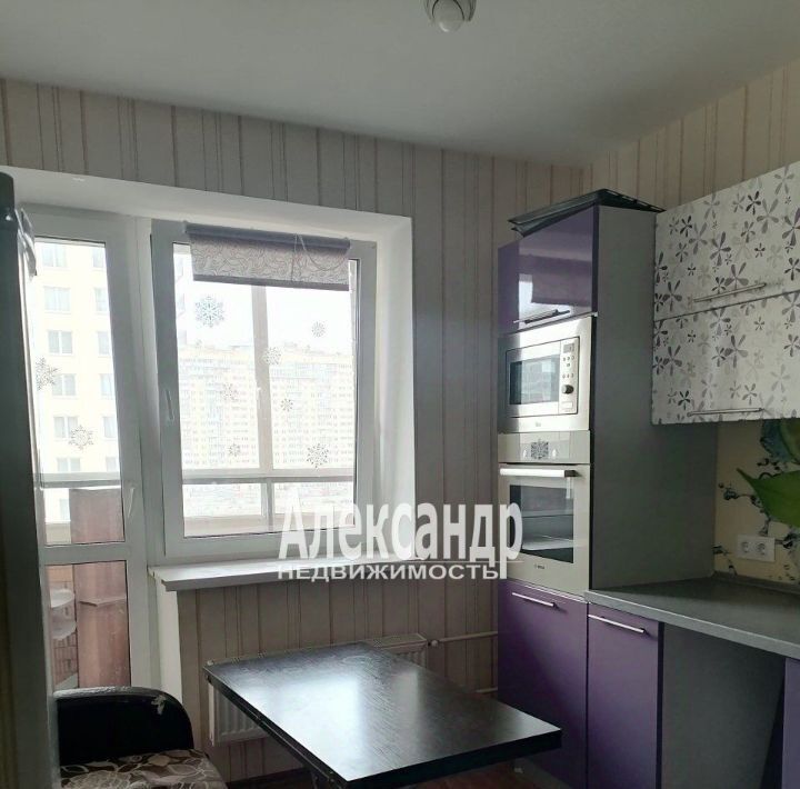 квартира г Санкт-Петербург ул Оптиков 35к/1 Беговая фото 16