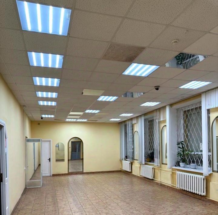 торговое помещение г Архангельск Октябрьский ул Суворова 14 фото 2
