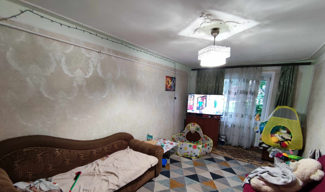 квартира р-н Новокубанский г Новокубанск ул Первомайская 72 202 / улица Демьяна Бедного фото 1
