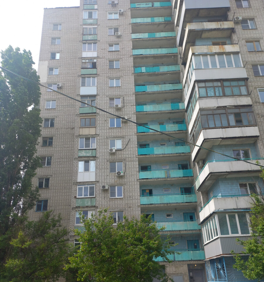 квартира г Волгоград р-н Тракторозаводский ул им. Луговского 5 фото 1