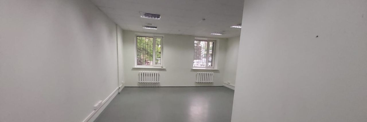 офис г Саратов р-н Кировский ул им Зарубина В.С. 84/90 фото 12
