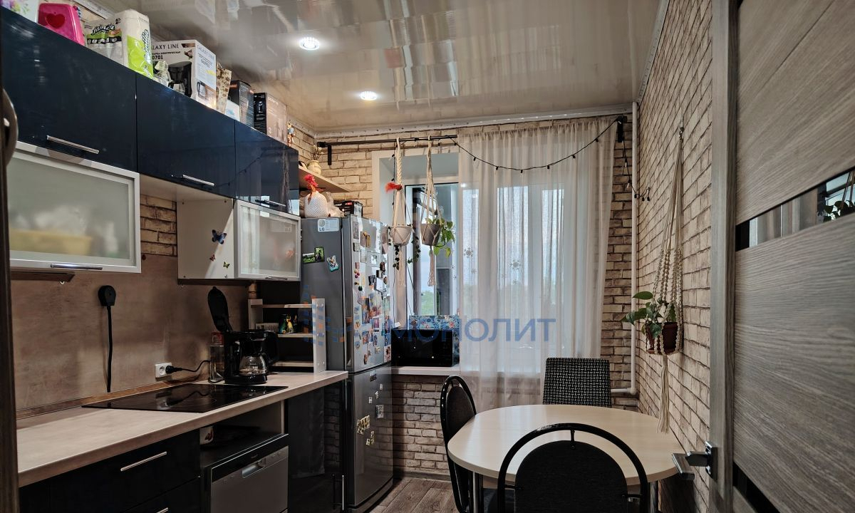 квартира г Нижний Новгород р-н Автозаводский Парк культуры Соцгород пр-кт Молодежный 18а м-н фото 1
