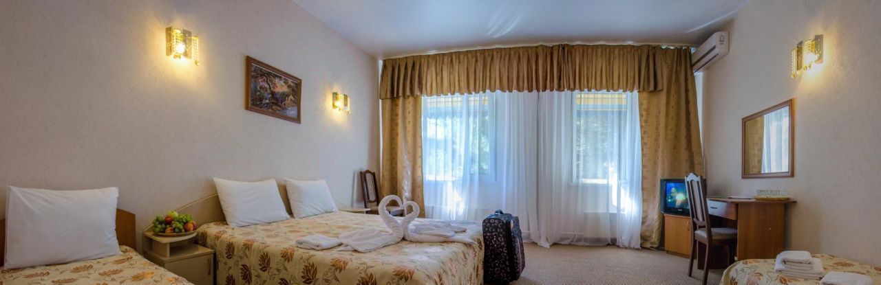 комната г Алушта п Чайка ул Багрова 10 фото 1