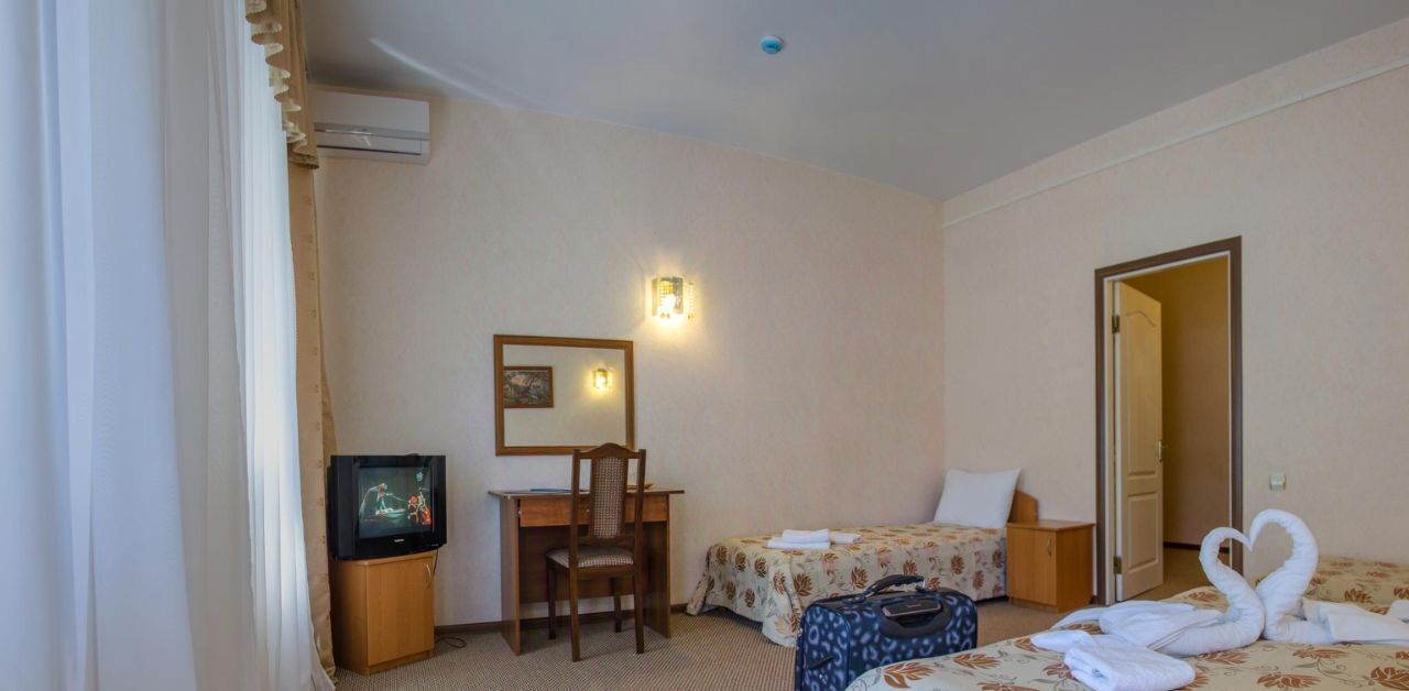 комната г Алушта п Чайка ул Багрова 10 фото 2
