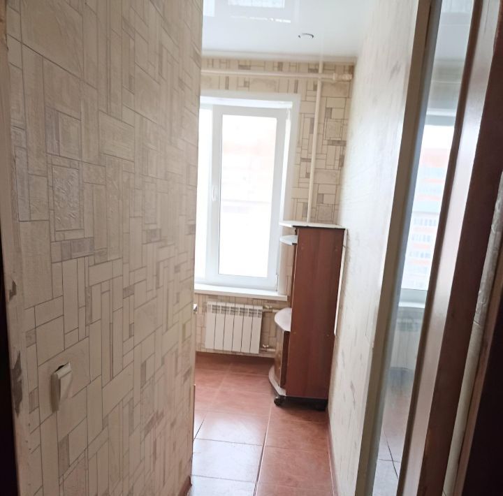 квартира г Тольятти р-н Автозаводский 10 квартал ул Свердлова 20 фото 1